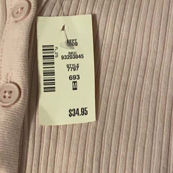 Aero cropped pink long sleeve - Picture 2 of 3